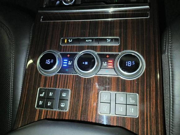 [武汉·鄂A] 二手路虎揽胜2013款 5.0 SC V8 AB 尊崇创世版