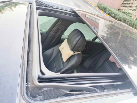 [广州·粤A] 二手奔驰奔驰GLC2019款 改款 GLC 260 L 4MATIC 豪华型