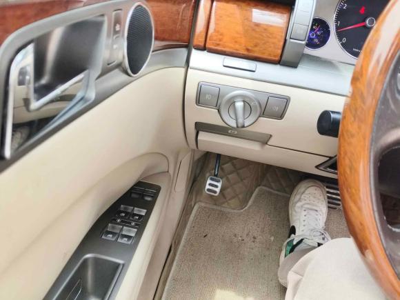 [成都·川G] 二手大众辉腾2009款 3.6L V6 5座加长舒适版