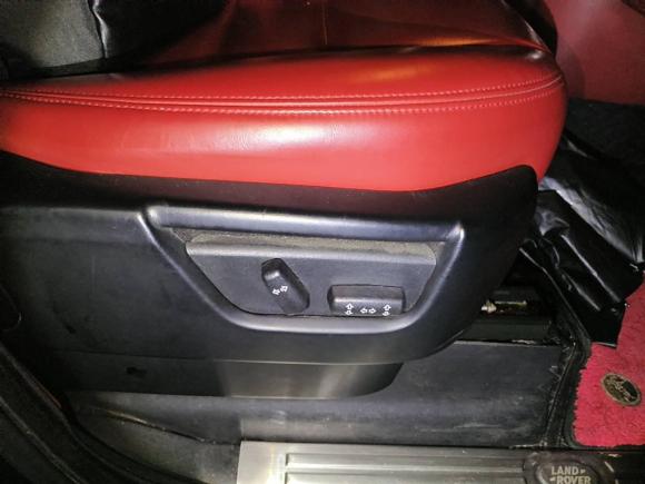 [武汉·鄂A] 二手路虎发现2005款 4.0 SC V6 HSE