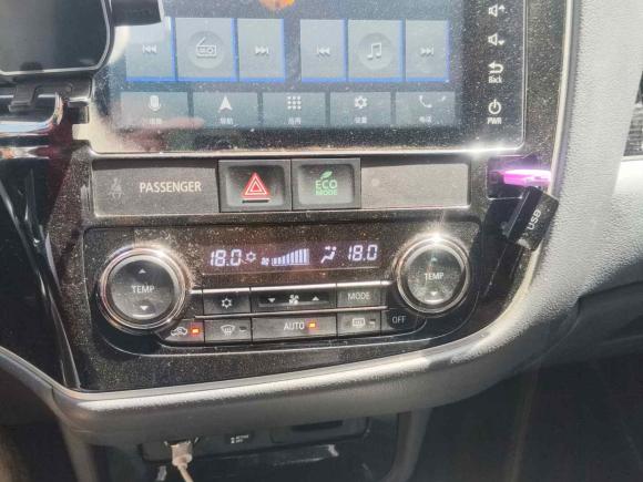 [上海·吉A] 二手三菱欧蓝德2021款 2.4L 四驱致享版 7座