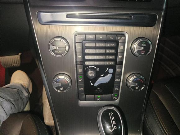 [苏州·苏U] 二手沃尔沃沃尔沃XC602015款 T5 智进版