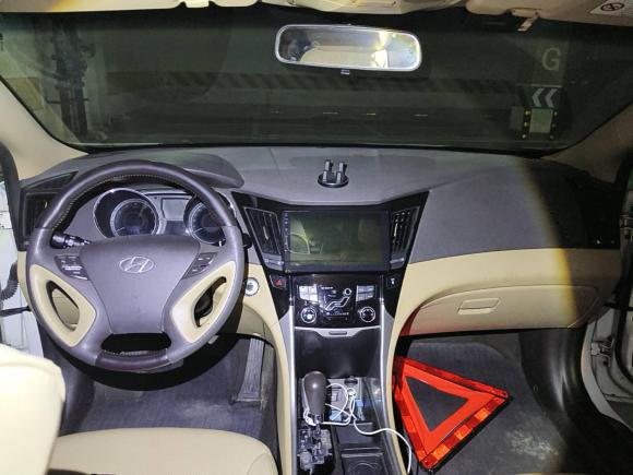 [成都·川G] 二手现代索纳塔2011款 2.0L 自动豪华版