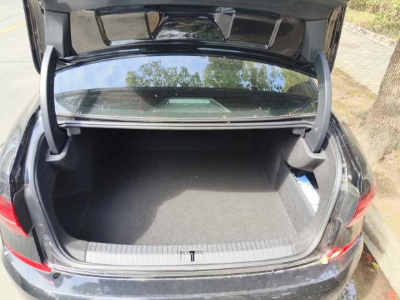 [上海·沪C] 二手大众帕萨特2021款 330TSI 豪华版