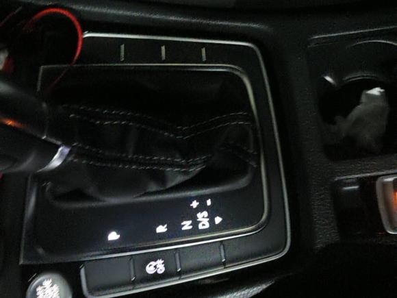 [深圳·粤B] 二手大众高尔夫2018款 280TSI 自动R-Line型