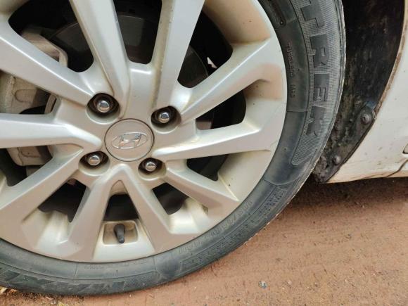 [义乌·浙G] 二手现代悦纳2016款 1.4L 自动活力版SPORT