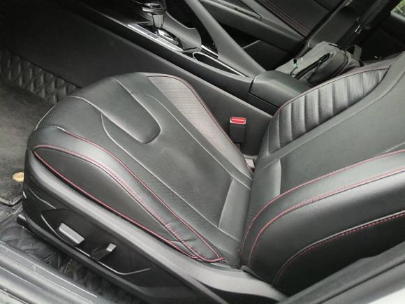 [成都·川A] 二手现代伊兰特2022款 1.5L CVT 20周年纪念款