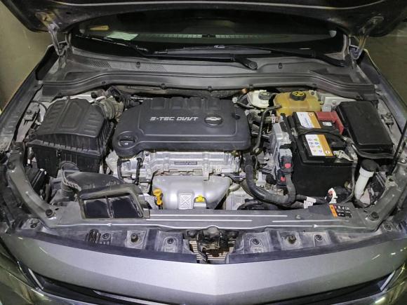 [西安·陕C] 二手雪佛兰科鲁泽2020款 320 自动悦畅版