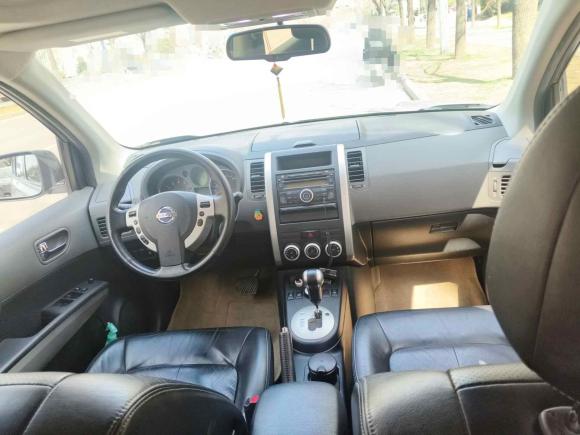 [西安·陕A] 二手日产奇骏2010款 2.5L CVT豪华版 4WD