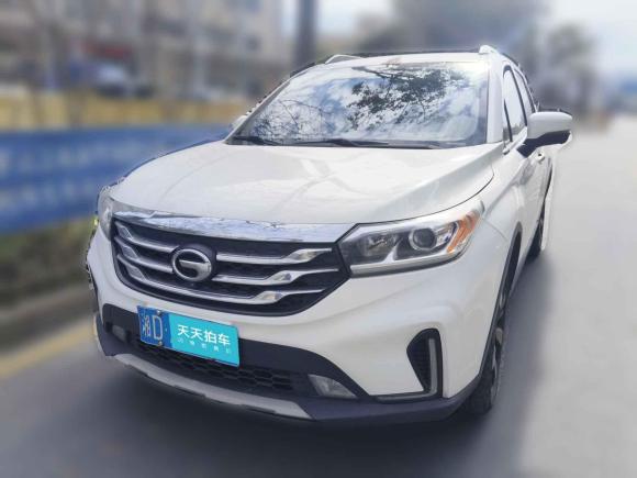 广汽传祺传祺GS42018款 235T 自动两驱豪华智联版「深圳二手车」「天天拍车」