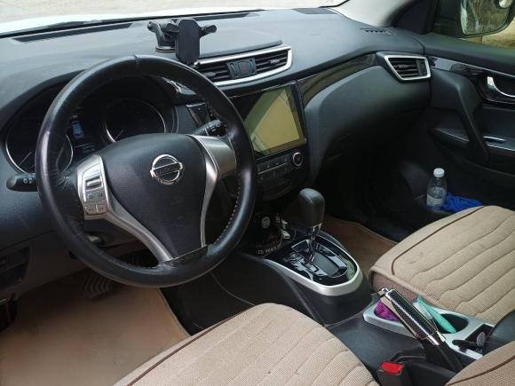 [青岛·鲁B] 二手日产逍客2016款 2.0L CVT精英版