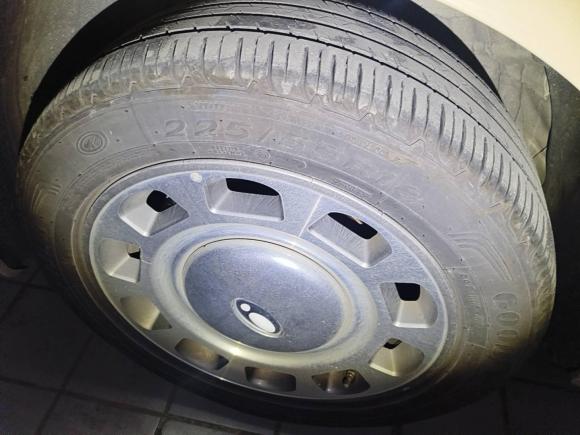 [苏州·苏E] 二手欧拉欧拉芭蕾猫2023款 401km 尊贵型