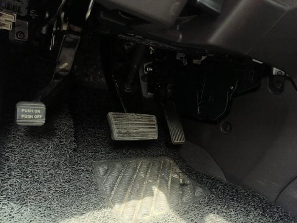 [青岛·鲁B] 二手本田本田CR-V2012款 2.0L 两驱都市版