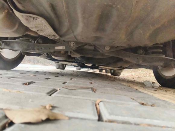 [无锡·苏B] 二手大众凌渡2015款 330TSI DSG舒适版