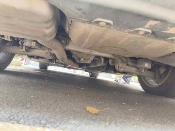 [南京·苏A] 二手宝马宝马5系2014款 528Li 豪华设计套装