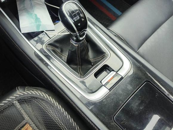 [上海·陕A] 二手长安逸动2018款 高能版 1.6L GDI 手动先锋型 国V