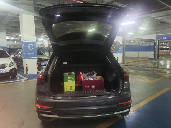 [南京·苏A] 二手奥迪奥迪Q32021款 35 TFSI 时尚动感型