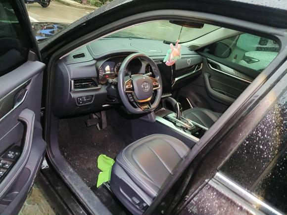 [上海·沪C] 二手中华中华V72018款 280T DCT豪华型 5座