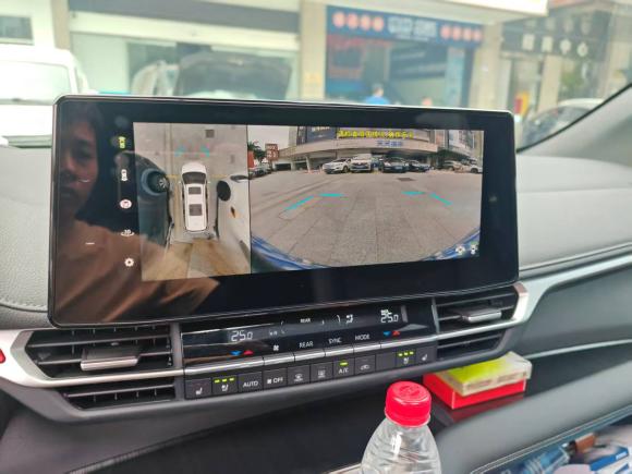 [广州·粤A] 二手丰田赛那SIENNA2024款 2.5L混动 四驱尊贵版