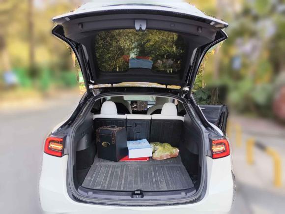 [佛山·粤A] 二手特斯拉Model Y2022款 后轮驱动版