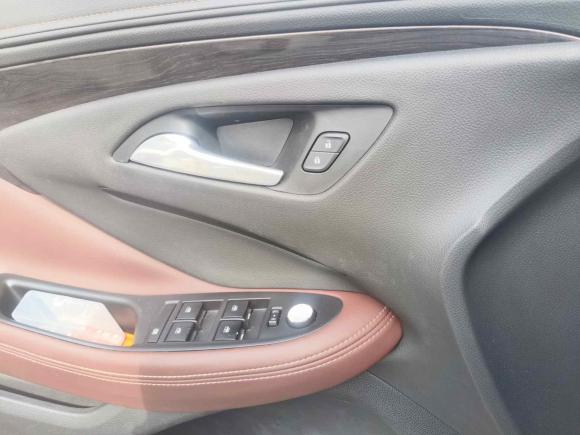 [广州·粤A] 二手别克昂科威Plus2016款 28T 四驱豪华型