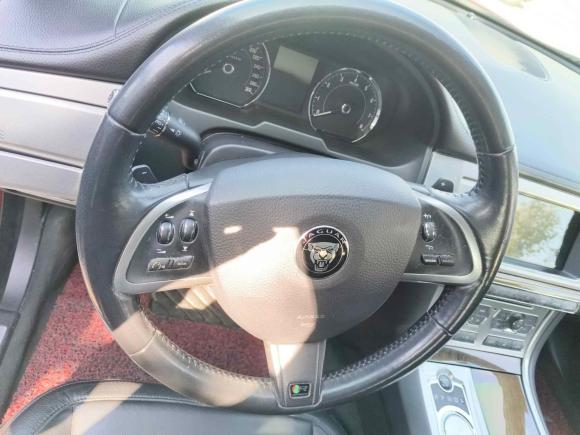 [上海·沪A] 二手捷豹捷豹XF2015款 XF 3.0 SC R-Sport 豪华版