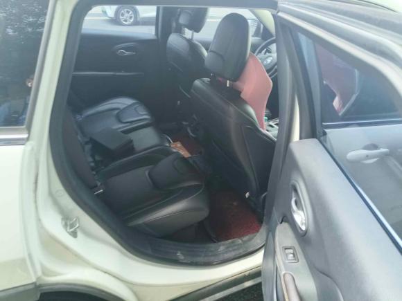 [苏州·苏U] 二手Jeep自由光2016款 2.4L 领先版