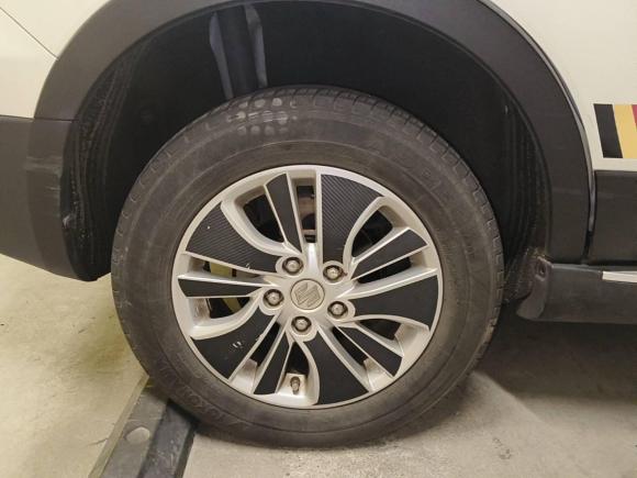 [成都·川G] 二手铃木锋驭2014款 1.6L 手动两驱精英型