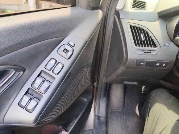 [杭州·浙A] 二手现代北京现代ix352015款 2.0L 自动两驱智能型 国V