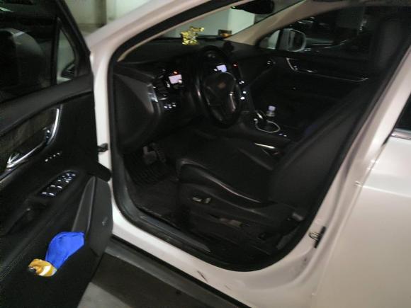 [济南·鲁A] 二手凯迪拉克凯迪拉克XT52016款 25T 豪华型