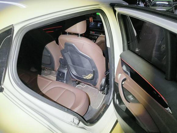 [成都·川A] 二手宝马宝马X22021款 sDrive25i 领先型M运动套装