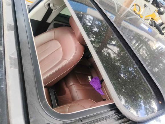 [深圳·粤B] 二手奥迪奥迪A6L2018款 30周年年型 35 TFSI 时尚型