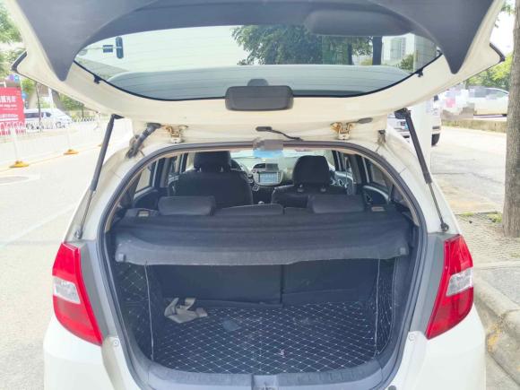 [武汉·鄂A] 二手本田飞度2011款 1.5L 自动豪华版