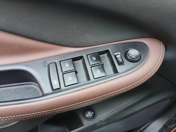 [南京·苏A] 二手别克昂科威2017款 28T 四驱精英型