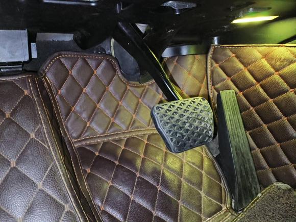 [深圳·赣B] 二手宝马宝马5系2014款 520Li 典雅型