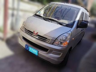 五菱汽车五菱荣光S2021款 1.2L标准型助力版5座LSI