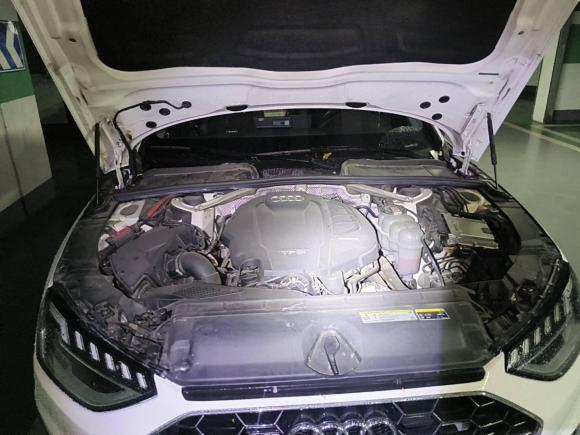 [青岛·鲁B] 二手奥迪奥迪A4L2020款 40 TFSI 豪华动感型