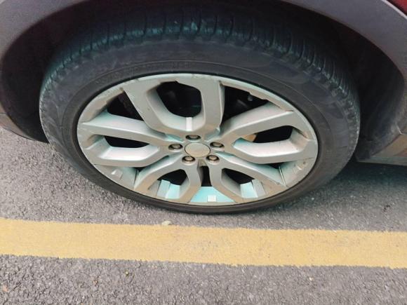 [深圳·粤L] 二手路虎揽胜极光2014款 2.0T 5门耀动版