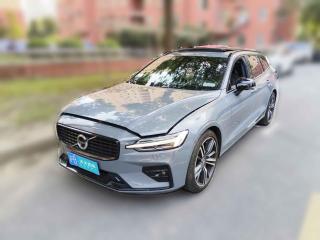 沃尔沃沃尔沃V602022款 B5 智雅运动版