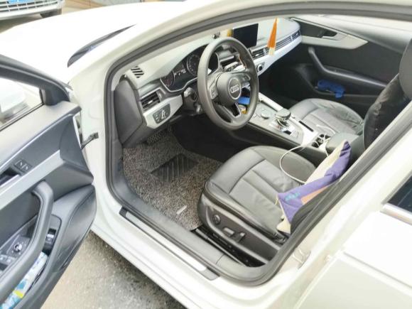 [杭州·浙A] 二手奥迪奥迪A4L2017款 40 TFSI 时尚型