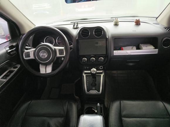 [成都·川A] 二手Jeep指南者2014款 2.0L 两驱豪华版