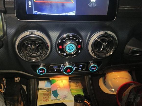 [杭州·浙A] 二手北京越野北京越野BJ402021款 2.0T 自动四驱环塔冠军版