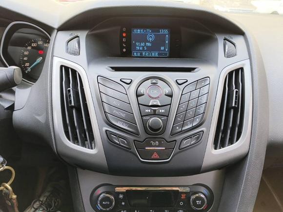 [西安·陕A] 二手福特福克斯2012款 三厢 1.6L 自动风尚型