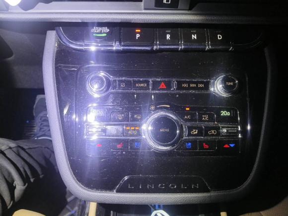 [上海·沪F] 二手林肯冒险家2020款 2.0T 两驱尊雅版