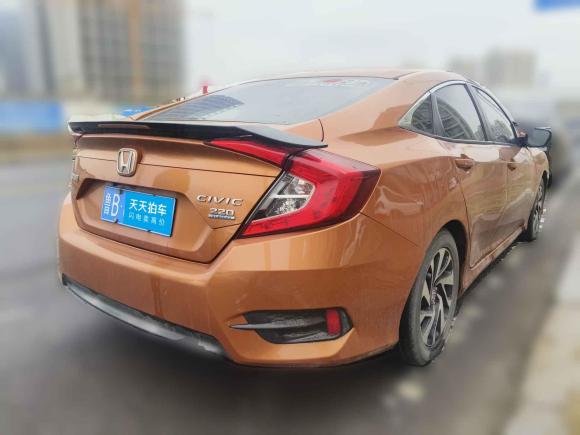 [青岛·鲁B] 二手本田思域2016款 220TURBO 手动豪华版