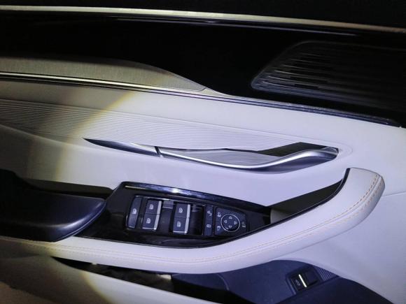 [上海·沪A] 二手比亚迪宋PLUS新能源2021款 DM-i 110KM 旗舰PLUS