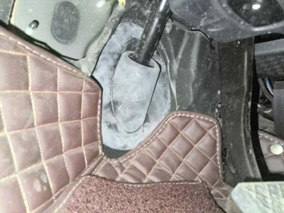 [西安·陕A] 二手奔驰威霆2018款 2.0T 商务版 国V