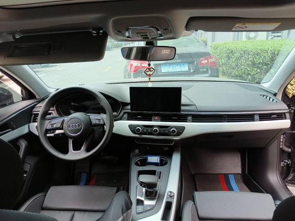 [上海·苏U] 二手奥迪奥迪A4L2023款 40 TFSI 时尚动感型