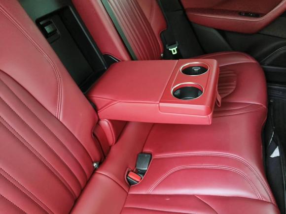 [武汉·鄂A] 二手玛莎拉蒂Levante2016款 3.0T 标准型