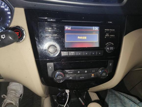 [杭州·浙A] 二手日产奇骏2014款 2.0L CVT舒适版 2WD